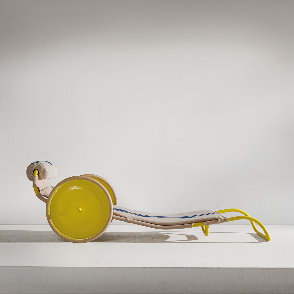 “Locus Solus” Chaise Longue