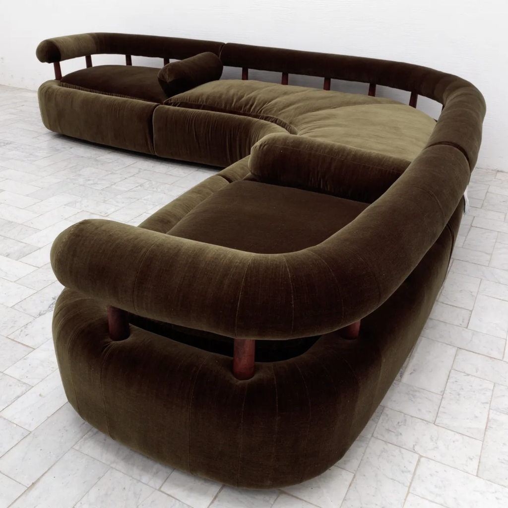 Woad Sectional Sofa Upholstered in BDDW Fabric