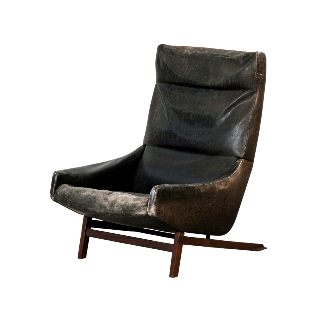 Model 880 “Grosseto” Lounge Chair