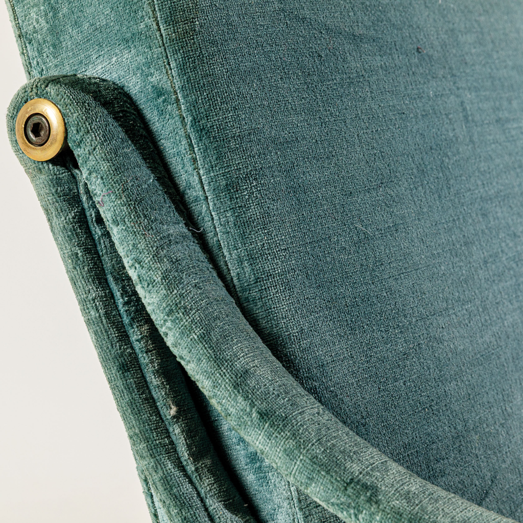 Digamma Sofa