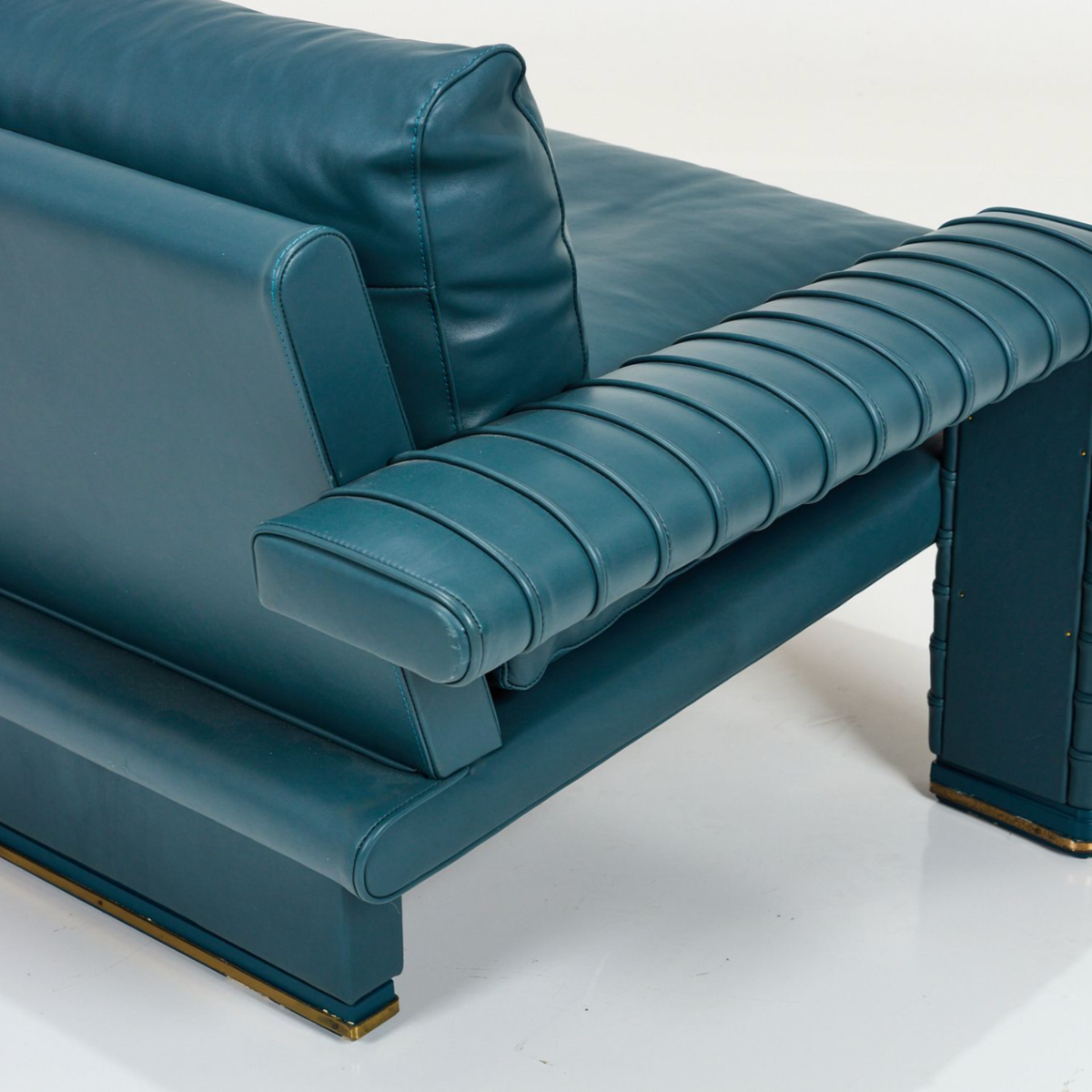 'Lino' Settee